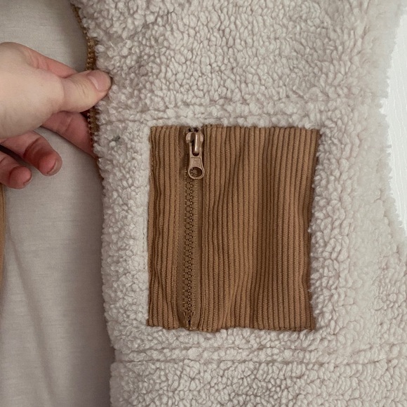 Thread & Supply Cream Label - Picture 4 of 7